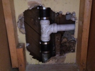 broken_kitchen_sink_drain (4).jpg