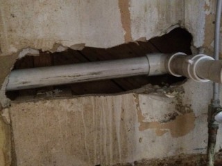 broken_kitchen_sink_drain (5).jpg