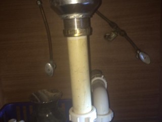 leakingstrap (2).jpg