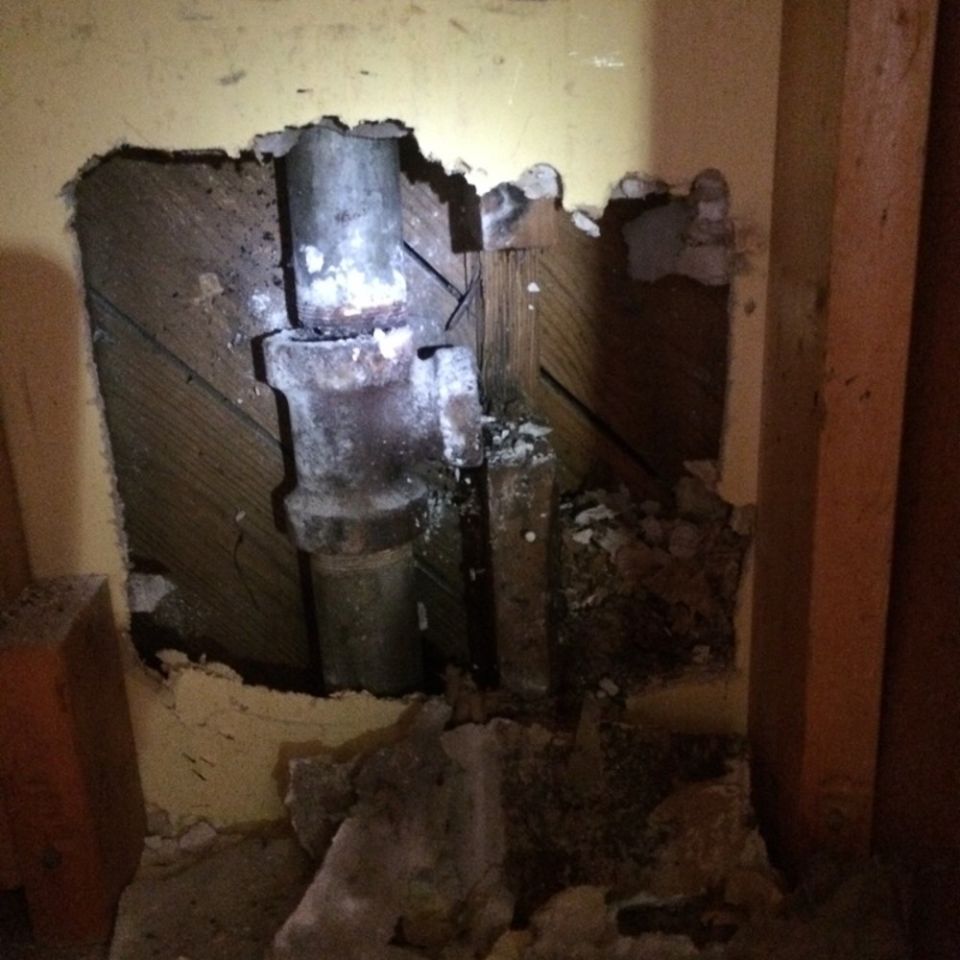 Repair of broken kitchen sink drain in Homewood, AL